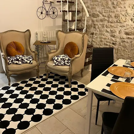 Un Incanto Chic Nel Borgo Apartmán *