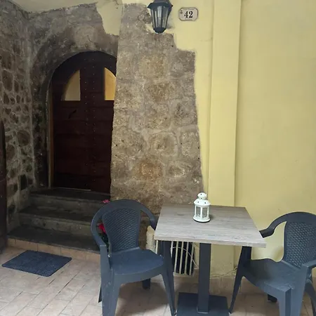 Un Incanto Chic Nel Borgo Apartment